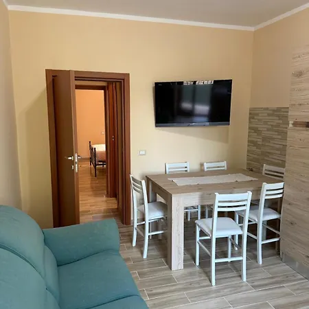 Vale House * Monte San Biagio